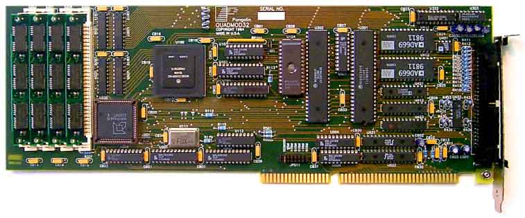 QuadMod32 board, large view (JPG, 35173 bytes)